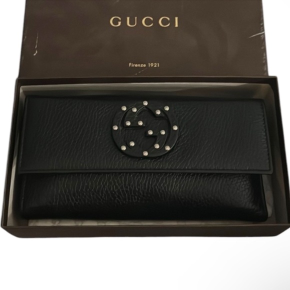 Authentic Gucci luxury designer signature black leather GG studded emblem wallet - Picture 1 of 13